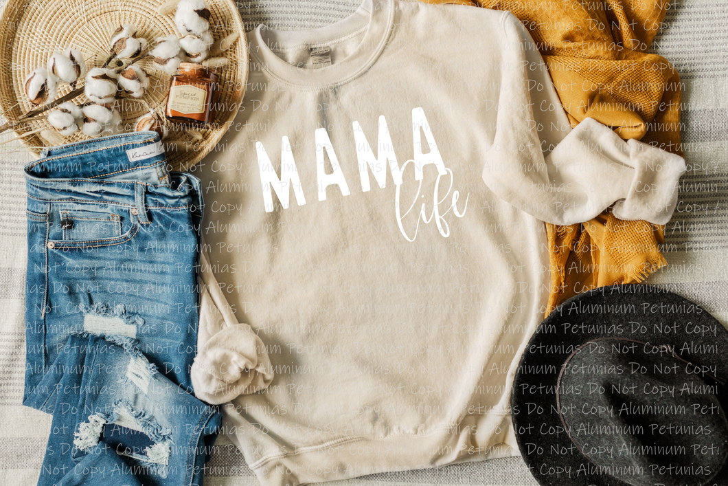 Mama Life Graphic Tee