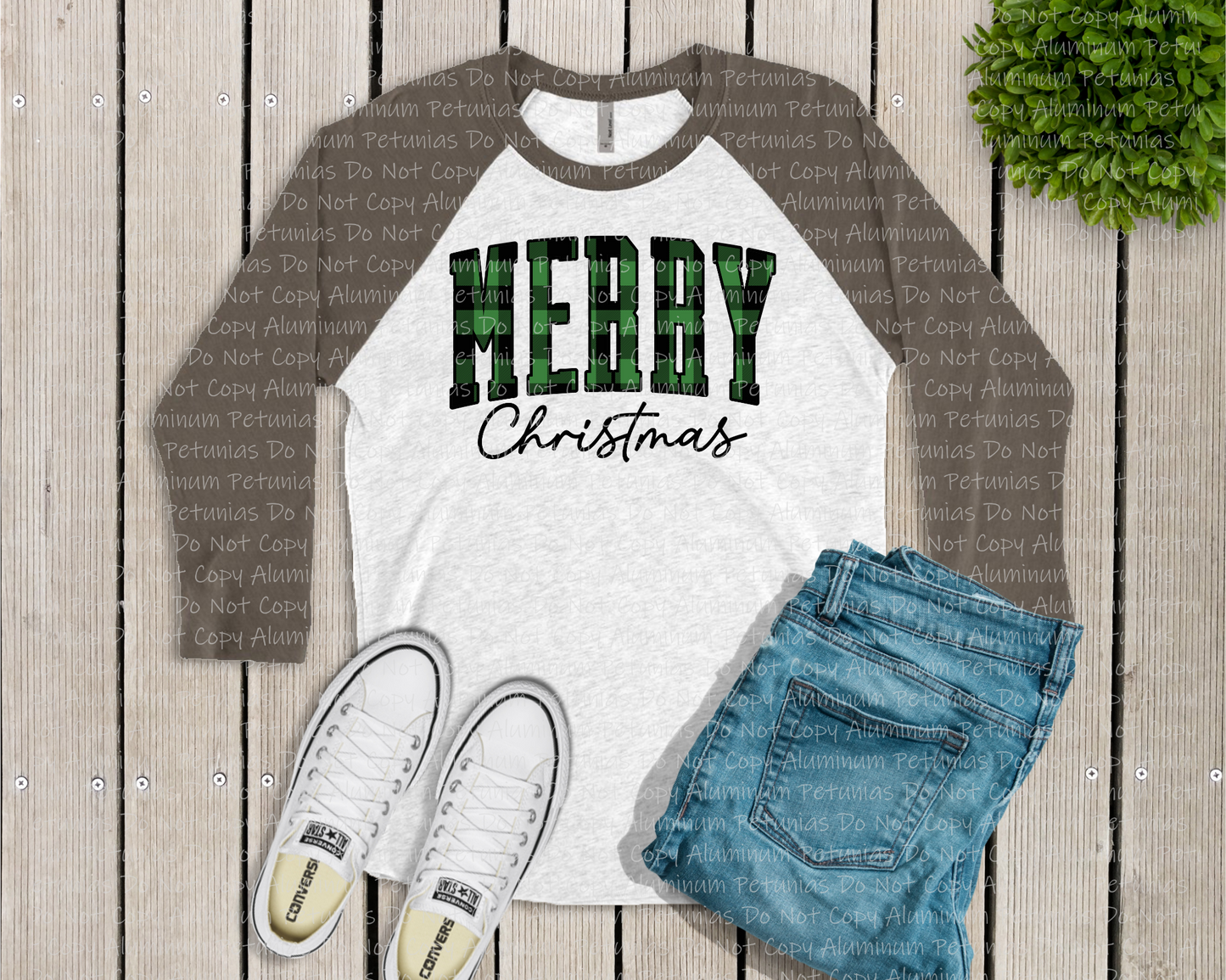 Merry Christmas Green Plaid Graphic Tee